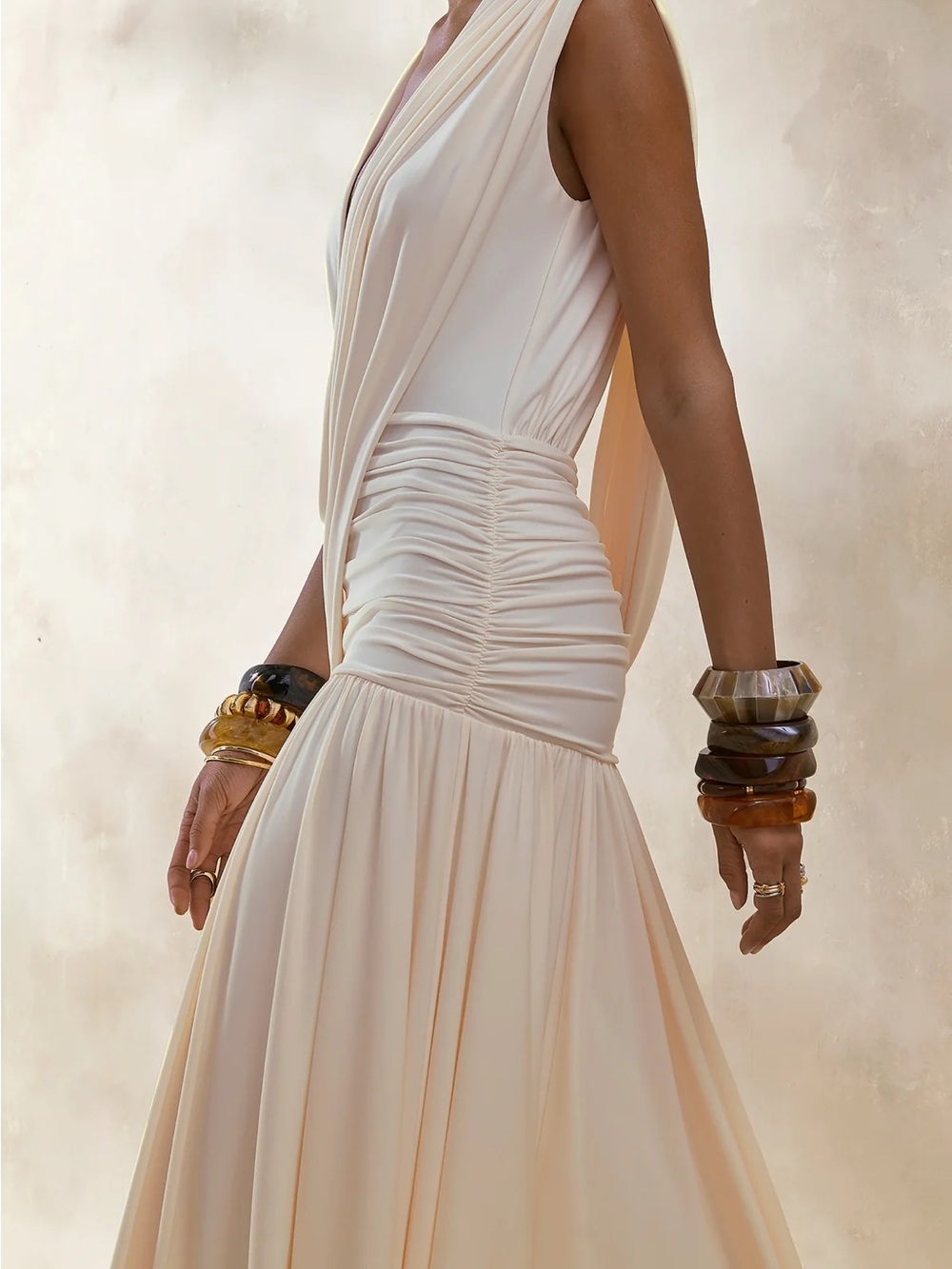 GLORINA Cream Plunge-Neck Maxi Dress With Draped-Detailing - Picture 3 of 5